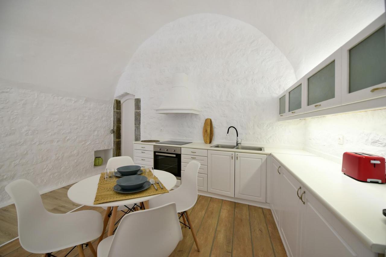Villa Hydra Hospitality Port *
